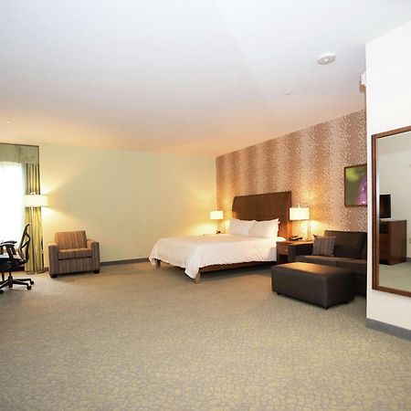 Hilton Garden Inn Covington/Mandeville Kültér fotó